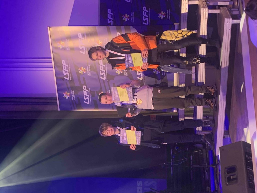 295105FD-46AF-4B4C-95BC-0A12196A0C08